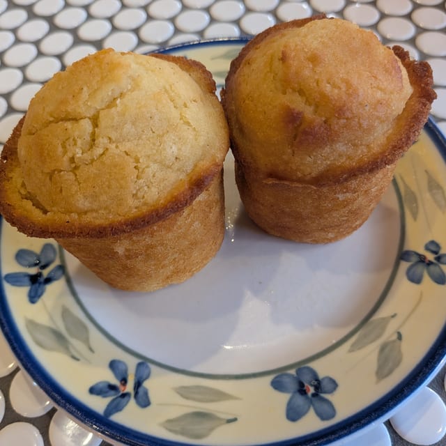 Soufflé Cornbread Muffin.