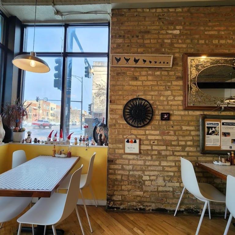 Book Your Table, Brunch Awaits